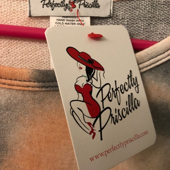 NWT Perfectly Priscilla Tie Dyed Pullover Size XL - Picture 2 of 8